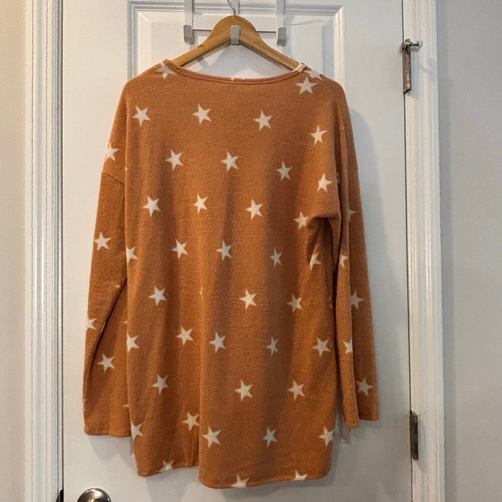 Grateful Hearts Women’s Star Print Oversized Tunic Top Medium - Picture 4 of 6
